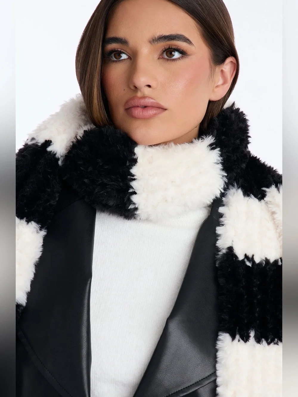 Black & White Faux Fur Striped Scarf – Women